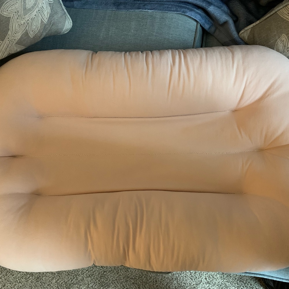 Pale Pink Snuggle Me Organic Infant Lounger